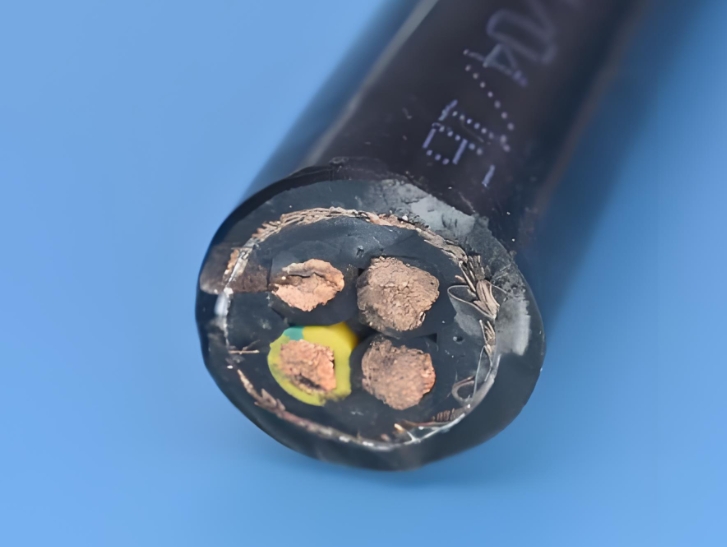 電線電纜生產(chǎn)工藝流程和結構越復雜，疊加的層次就越多.jpg